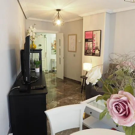Bonito Apartamento En Centro Ciudad Con Garaje Albacete Exterior photo